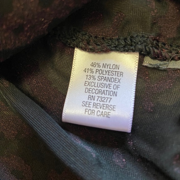 SIMPLY VERA WANG Burgundy Velvet Burnout Mesh Hem Top Whimsigoth Fairy Grunge XL - Picture 9 of 12